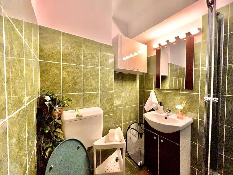 City View Studio In The Heart Of Bucharest Apartment Luaran gambar