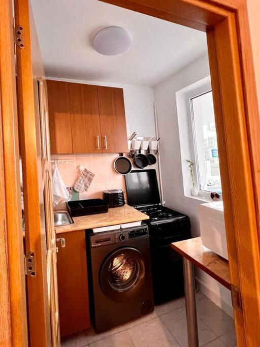 City View Studio In The Heart Of Bucharest Apartment Luaran gambar