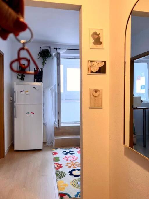 City View Studio In The Heart Of Bucharest Apartment Luaran gambar