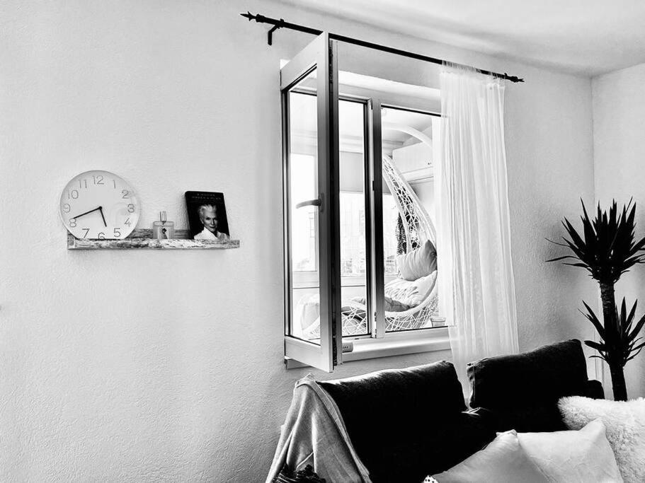 City View Studio In The Heart Of Bucharest Apartment Luaran gambar
